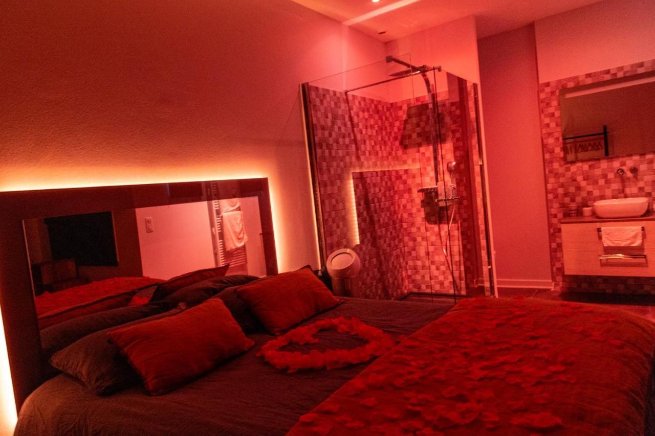 La Chambre Des Secrets Biarritz Bagian luar foto